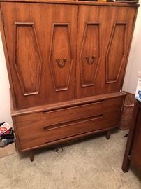 1950's VIBES - Thomasville OMEGA