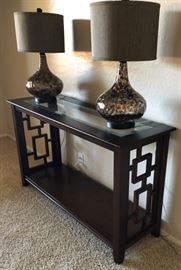 Home Elegance Sofa Table
Modern Palma Glass Table Lamp Bronze (pair)