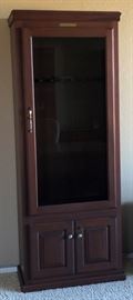 American 8-Gun Cabinet w Custom Mahogany Finish