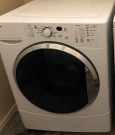 Washer Kenmore
Dryer Kenmore