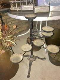  Vintage cast iron adjustable plant stand 