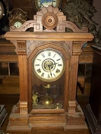 Vintage wooden clock -Also East Lake style