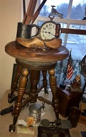 Vintage wooden piano stool w/glass ball claw feet