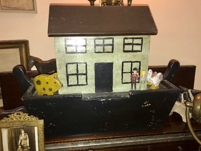Vintage Wooden farm house w/wooden animals  and people