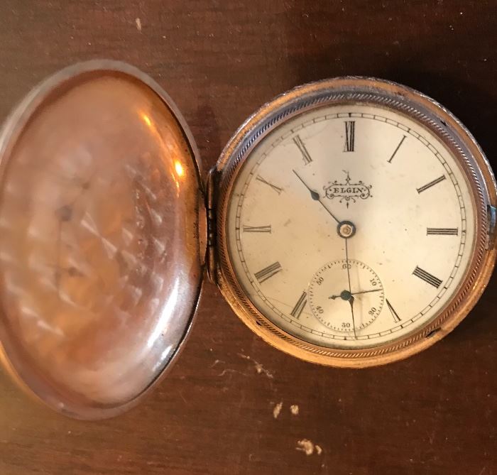  Vintage Elgin pocket watch