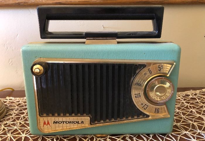 1951 Motorola portable radio