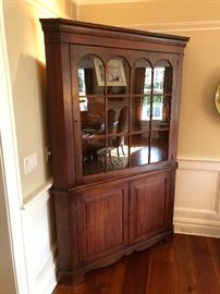  Antique individual pain glass corner cabinet 