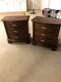 Pair nitestands 