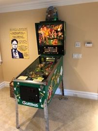 Tees off well working vintage pinball 