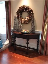 Solid demilune table