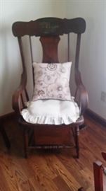 ADULT - ANTIQUE "potty Chair" / Bedside Commode