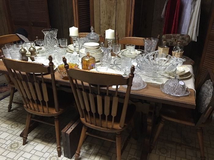 Tell City Table & 6 Chairs
    39pc Sheffield Golden Meadow 
    Collection of Glassware