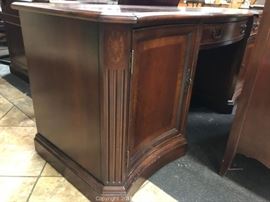 Click Here to See All Photos, Buy Now Prices, Current Bid and to Register to Bid: www.gleatons.com/auction/349