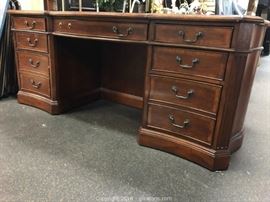 Click Here to See All Photos, Buy Now Prices, Current Bid and to Register to Bid: www.gleatons.com/auction/349