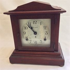 Seth Thomas Mantel Clock. 
