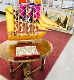 Fabulous 1940s Folk Art / Tramp Art / Ship made out of matchsticks, pencil parts etc.
Alabama Arrowhead collection lots ( from estate Jefferson County 4th Generation)