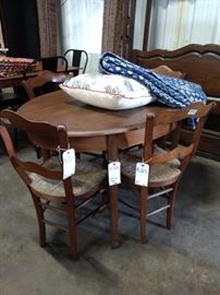 Oval Table and 4 Chairs 