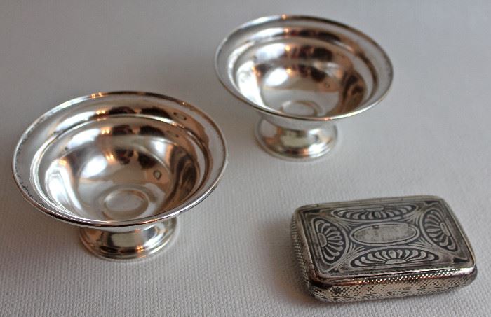 pair of sterling footed bowls, 900 silver case