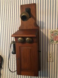 Old Timey phone Alexander Graham Bell