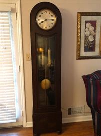 Just found out this nice piece was taken off the sale today (Wed). I truly am sorry that I am unable to sell this amazing clock!!