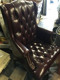 vintage leather office chair $35