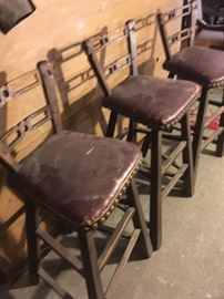 Brandt vintage ranch oak horse head on backs of stools (3) …………….$50 set (need TLC)