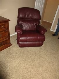 LEATHER RECLINER