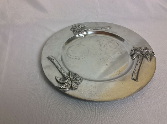 Palm Tree Appointed Tray, 12" Diameter.