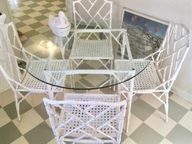 Just like "The Golden Girls'"
Bombay by Tropitone.