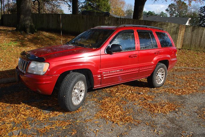 2002 JEEP GRAND CHEROKEE LIMITED - 4x4                 196,383 MILES - VIN: 1J4GW58S52C302346                       235/65 R17 GOODYEAR TIRES - ALLOY WHEELS              4.0L  IN-LINE 6-CYLINDER / AUTOMATIC TRANS