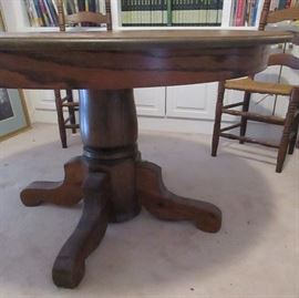 Round oak table 48"