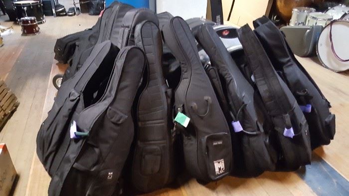 Lots of Musical Instruments Cellos