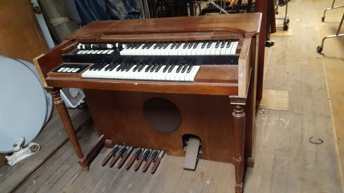 Hammond M3 Tone Wheel Organ Needs repair