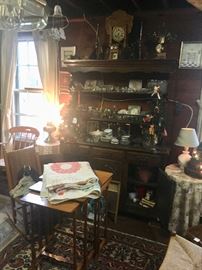 Furniture / Antiques / Decor