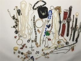 Costume Jewelry #3 https://ctbids.com/#!/description/share/70244