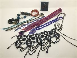 Costume Jewelry  https://ctbids.com/#!/description/share/70223