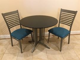 Modern Kitchen Table & Chairs  https://ctbids.com/#!/description/share/70779