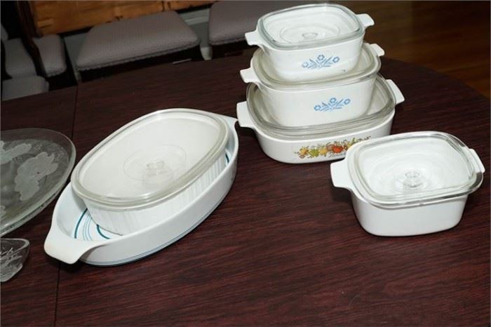17. Lot of Six 6 Assorted Vintage PYREX