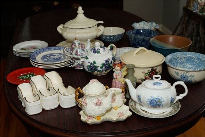 22. Assorted Lot of Porcelain