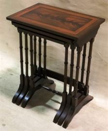 Polidor nesting tables