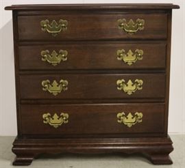 Mahogany bachelor chest