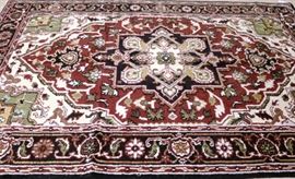 6 x 9 Heriz rug