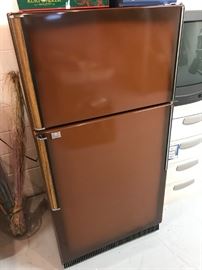 Frigidaire Refrigerator/Freezer 