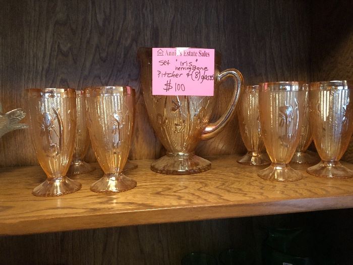 Iris "Herringbone" pattern pitcher with 8 glasses
