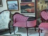 Victorian Gossip bench Pink upholstered