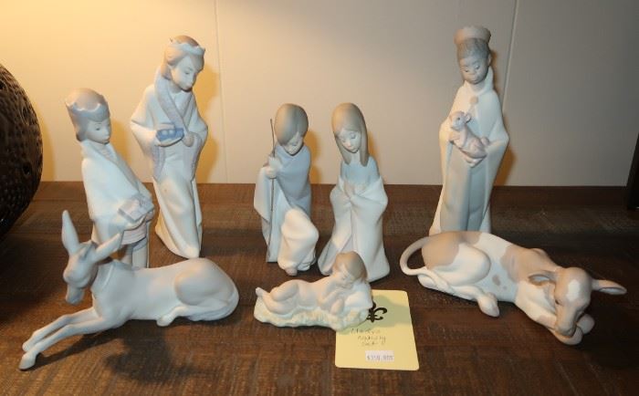 Lladro Nativity