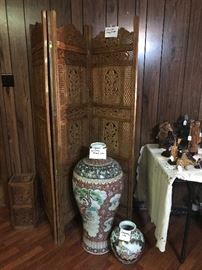 Very Large Palace Urn and carved teak screen! 