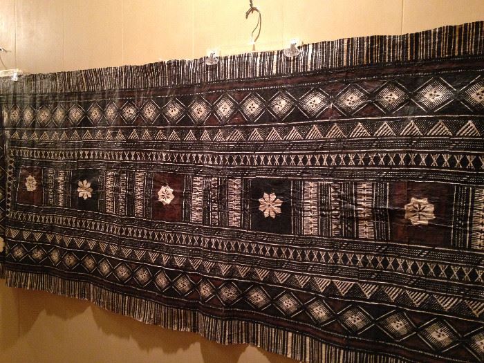 Taro cloth - wall textile 9 feet x 2 feet 9 inches