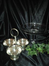 Condiment server and cake plate