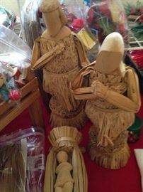Corn husk nativity